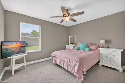 3656 Suntrust Dr, Fort Myers, FL 33916 - Photo 20