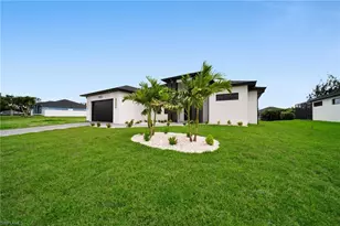 2531 SW 5th Ave, Cape Coral, FL 33914 - Photo 2
