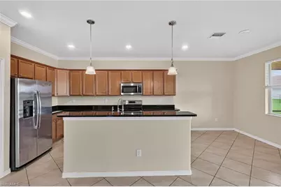3576 Valle Santa Cir, Cape Coral, FL 33909 - Photo 8