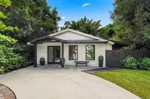 1046 Sperling Ave, Naples, FL 34103 - Photo 1