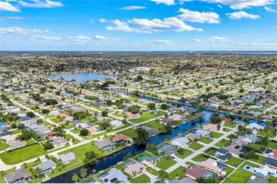 615 SW 39th Ter, Cape Coral, FL 33914 - Photo 38