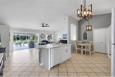 615 SW 39th Ter, Cape Coral, FL 33914 - Photo 10