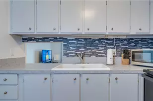 1434 Tropic Terrace, North Fort Myers, FL 33903 - Photo 10