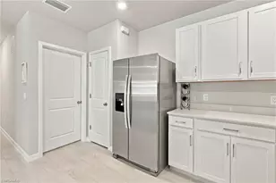 17622 Wild Iris Ln, Punta Gorda, FL 33982 - Photo 6