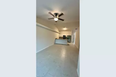 526 NE 25th Ave, Cape Coral, FL 33909 - Photo 4