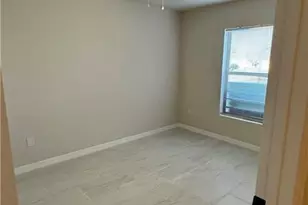 526 NE 25th Ave, Cape Coral, FL 33909 - Photo 6