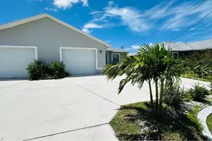 1630 SW 33rd St, Cape Coral, FL 33914 - Photo 2