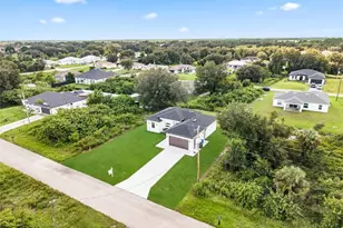 442 Redwing St SW, Lehigh Acres, FL 33974 - Photo 38