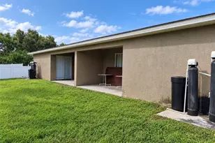 5129 / 5131 25th St SW, Lehigh Acres, FL 33973 - Photo 12