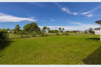 416 NW 25th Ave, Cape Coral, FL 33993 - Photo 18