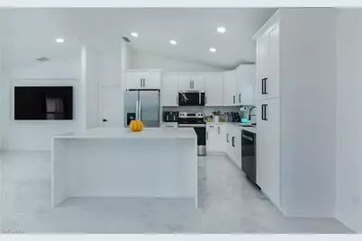 416 NW 25th Ave, Cape Coral, FL 33993 - Photo 4