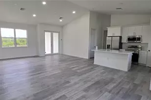 370 Chalet Ave S, Lehigh Acres, FL 33974 - Photo 6