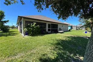 225 SW 26th Pl, Cape Coral, FL 33991 - Photo 24