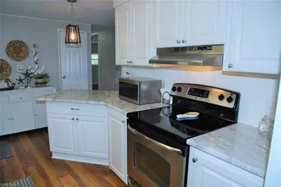 298 Boros Dr, North Fort Myers, FL 33903 - Photo 12
