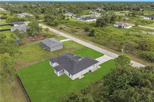 859 Chicago St, Lehigh Acres, FL 33974 - Photo 32
