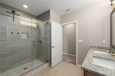 2701 SW 4th Pl, Cape Coral, FL 33914 - Photo 20