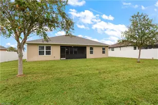 2701 SW 4th Pl, Cape Coral, FL 33914 - Photo 2