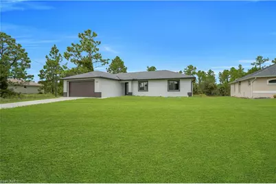 1061 Butler St E, Lehigh Acres, FL 33974 - Photo 2