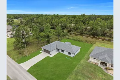 1061 Butler St E, Lehigh Acres, FL 33974 - Photo 30