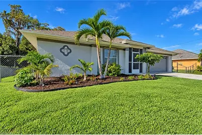 424 La Perouse St, Lehigh Acres, FL 33974 - Photo 28