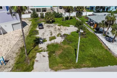 131 Mid Island Dr, Fort Myers Beach, FL 33931 - Photo 2