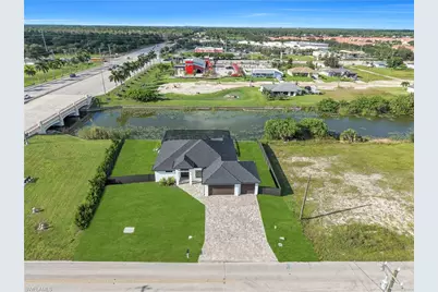 1607 NE 23rd St, Cape Coral, FL 33909 - Photo 6