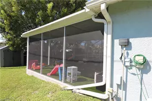 1702 SW 12th Ln, Cape Coral, FL 33991 - Photo 36