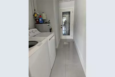 1300 SE 31st Ter, Cape Coral, FL 33904 - Photo 2