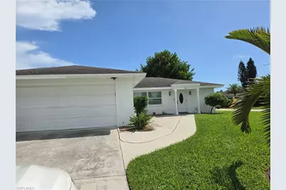 1300 SE 31st Ter, Cape Coral, FL 33904 - Photo 1
