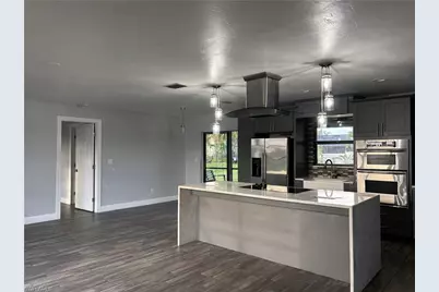 1318 SW 9th Ave, Cape Coral, FL 33991 - Photo 6
