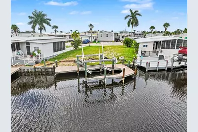 17781 Eglantine Ln, Fort Myers Beach, FL 33931 - Photo 2