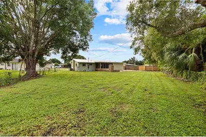 1274 Pondella Cir, North Fort Myers, FL 33903 - Photo 36