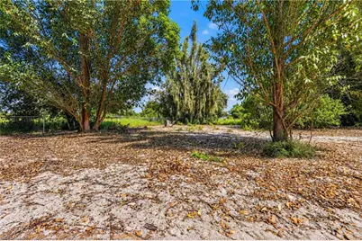 423 N Estribo St, Clewiston, FL 33440 - Photo 32