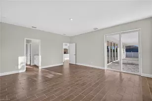 622 NW 16th Pl, Cape Coral, FL 33993 - Photo 14