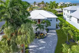 7842 Buccaneer Dr, Fort Myers Beach, FL 33931 - Photo 2