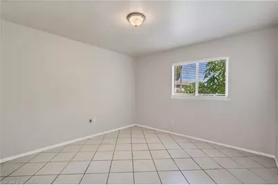 317 NE 10th St, Cape Coral, FL 33909 - Photo 18