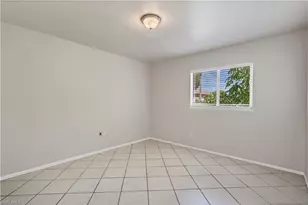 317 NE 10th St, Cape Coral, FL 33909 - Photo 18