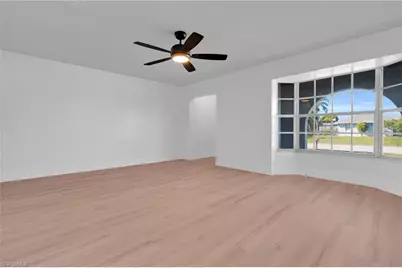 502 Parkside St, Lehigh Acres, FL 33936 - Photo 8