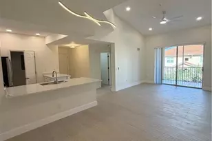 9025 Colby Dr, Fort Myers, FL 33919 - Photo 14