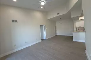 9025 Colby Dr, Fort Myers, FL 33919 - Photo 4