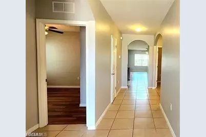 2625 Manzilla Ln, Cape Coral, FL 33909 - Photo 10