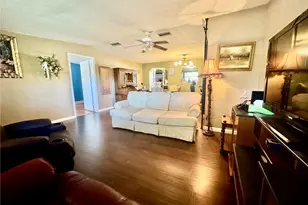 4715 Nottingham Dr, Fort Myers, FL 33905 - Photo 14
