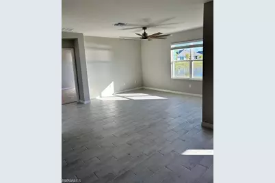 20257 Camino Torcido Loop, North Fort Myers, FL 33917 - Photo 2