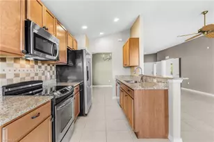 2462 Anguilla Dr, Cape Coral, FL 33991 - Photo 14