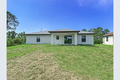 919 NE 35th Ln, Cape Coral, FL 33909 - Photo 10