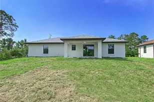 919 NE 35th Ln, Cape Coral, FL 33909 - Photo 10