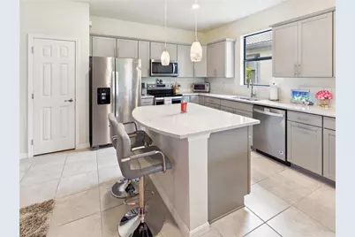 16104 Palmetto Prairie Dr, Alva, FL 33920 - Photo 4
