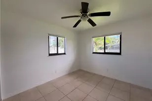 11464 Char Ann Dr, Fort Myers, FL 33908 - Photo 8