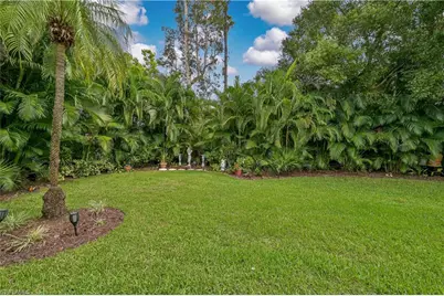 13233 Tall Pine Cir, Fort Myers, FL 33907 - Photo 10