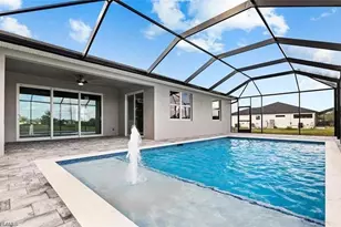 1010 NE 5th Ave, Cape Coral, FL 33909 - Photo 4